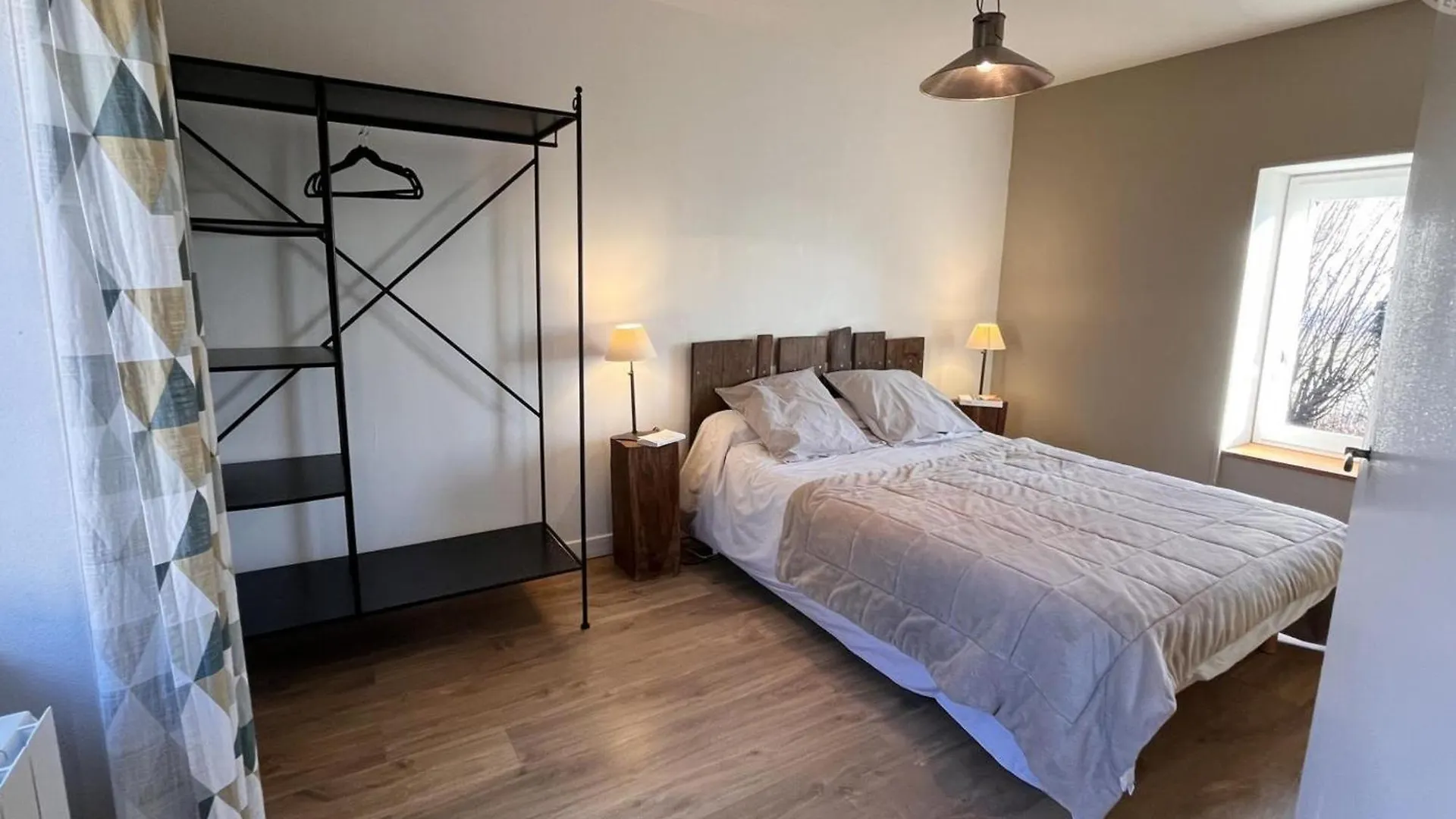 Charmant Gite Avec Terrasse Et Piscine, Ferme Familiale, Produits Locaux, Animaux Acceptes - Fr-1-496-143 Saint-Andre-d'Apchon 0*,