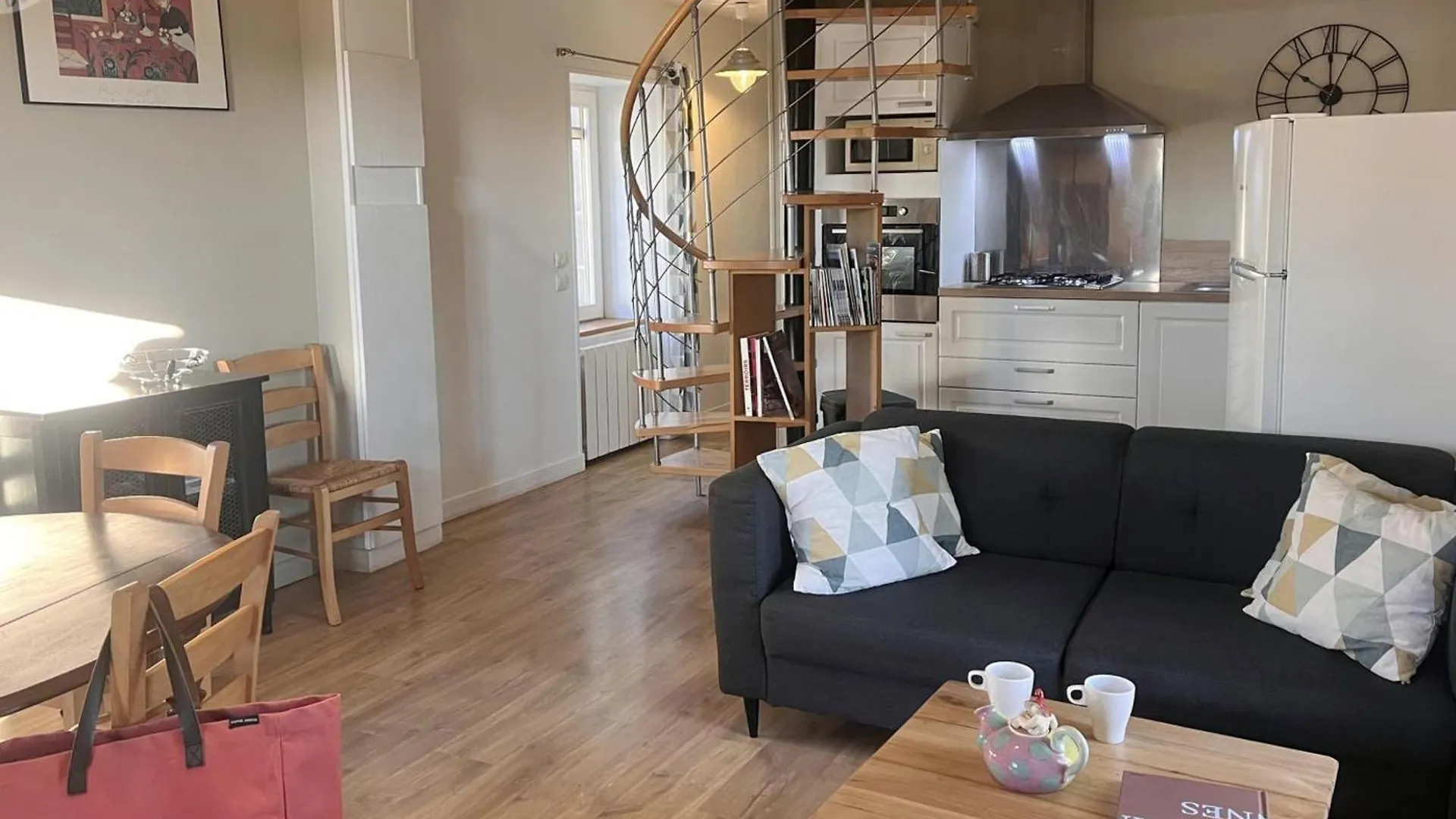 Charmant Gite Avec Terrasse Et Piscine, Ferme Familiale, Produits Locaux, Animaux Acceptes - Fr-1-496-143 Saint-Andre-d'Apchon Holiday home